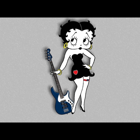 Meet your Posher, Louise Liv - Picture 2 of 2